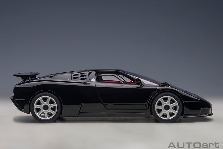 70919 BUGATTI EB110 SS (NERO VERNICE/BLACK)