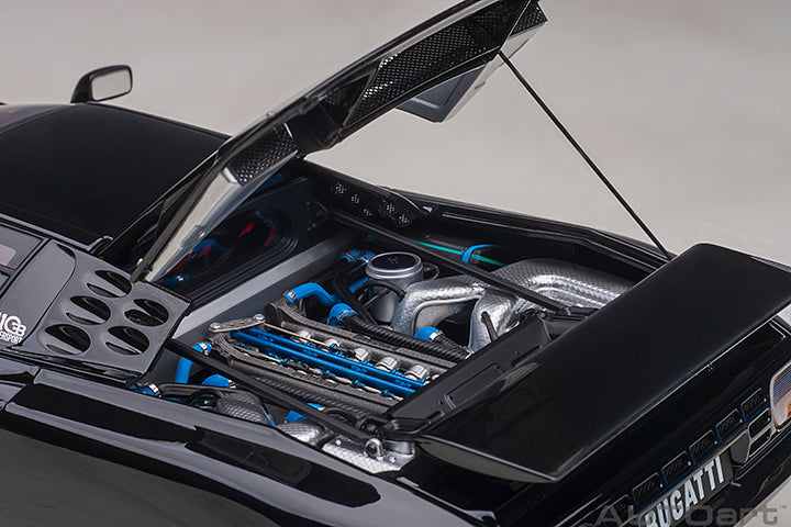 70919 BUGATTI EB110 SS (NERO VERNICE/BLACK)
