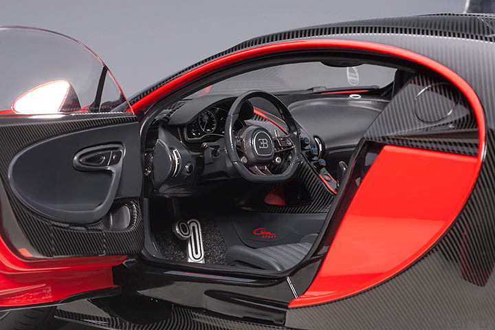 70966 BUGATTI CHIRON SPORT 2019 (ITALIAN RED/CARBON)