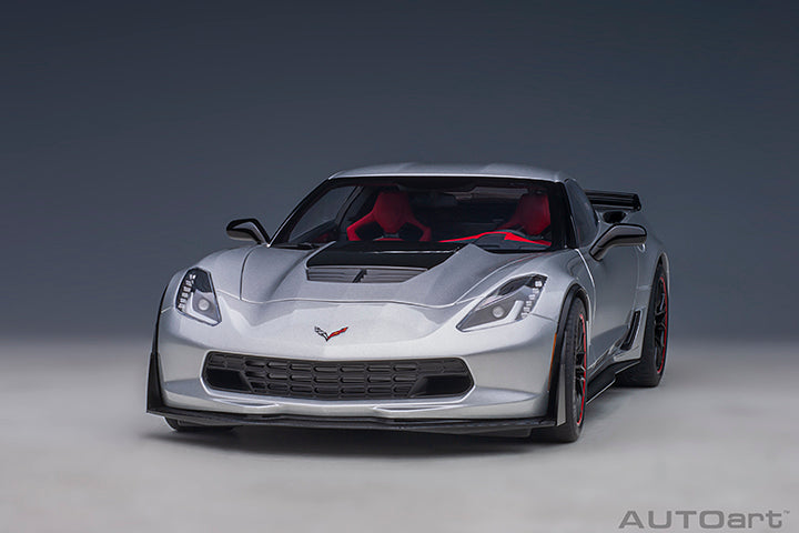 71258 CHEVROLET CORVETTE C7 Z06 (BLADE SILVER)