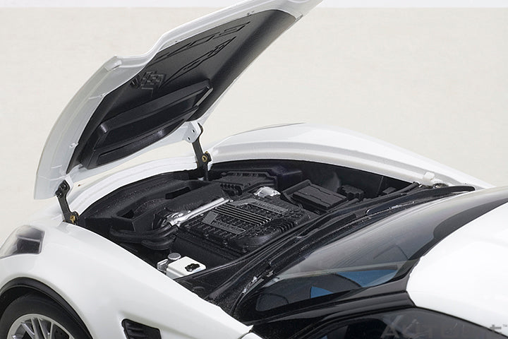 71261 CHEVROLET CORVETTE C7 Z06 (ARCTIC WHITE)