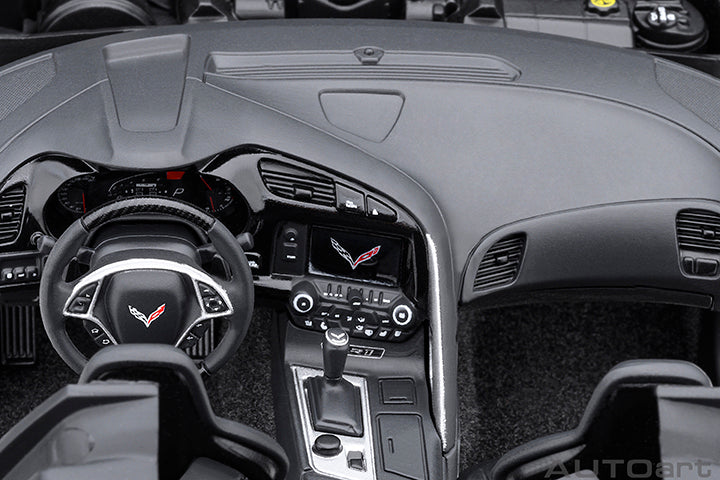 71270 CHEVROLET CORVETTE C7 ZR1 (ARCTIC WHITE)