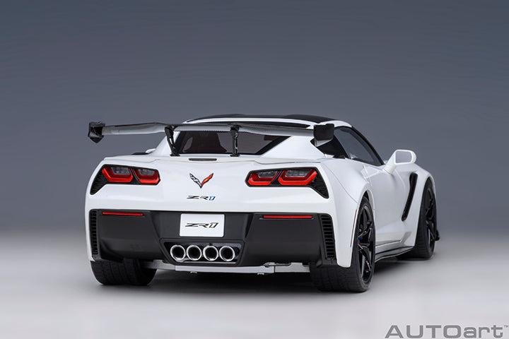 71270 CHEVROLET CORVETTE C7 ZR1 (ARCTIC WHITE)