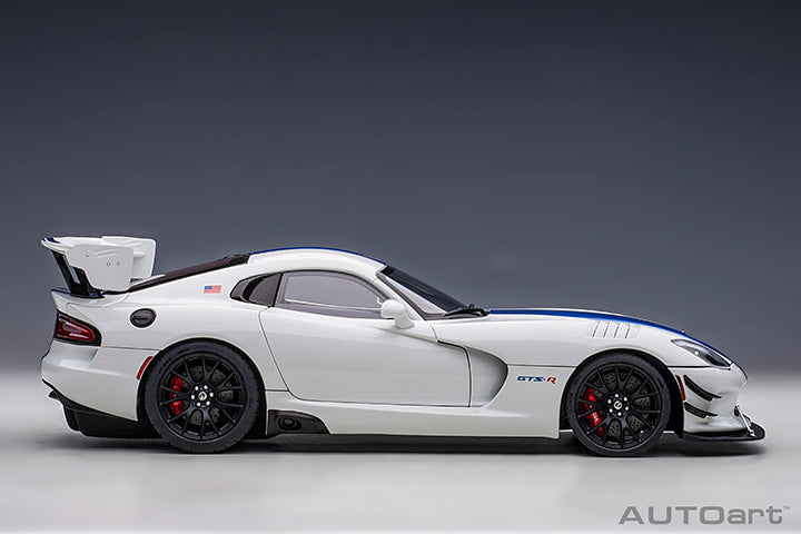 71731 DODGE VIPER GTS-R COMMEMORATIVE EDITION ACR 2017 (WHITE W/ PEARL BLUE STRIPES)
