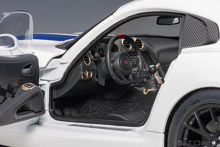 71731 DODGE VIPER GTS-R COMMEMORATIVE EDITION ACR 2017 (WHITE W/ PEARL BLUE STRIPES)
