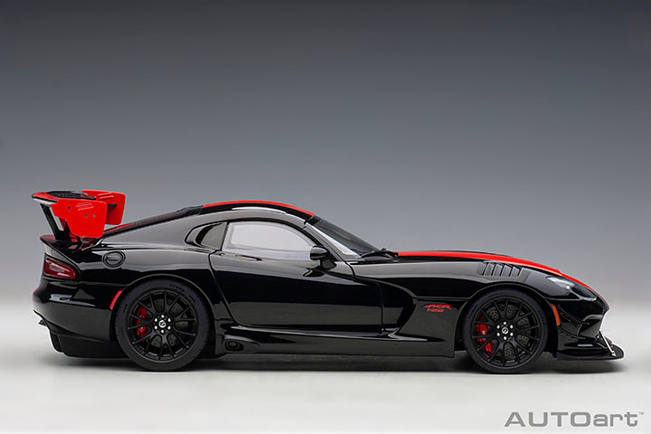 71732 DODGE VIPER 1:28 EDITION ACR 2017 (VENOM BLACK W/ RED STRIPES)