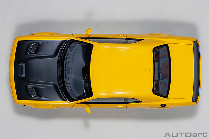 71737 DODGE CHALLENGER SRT HELLCAT WIDEBODY 2018 (YELLOW JACKET/SATIN BLACK PAINTED HOOD)