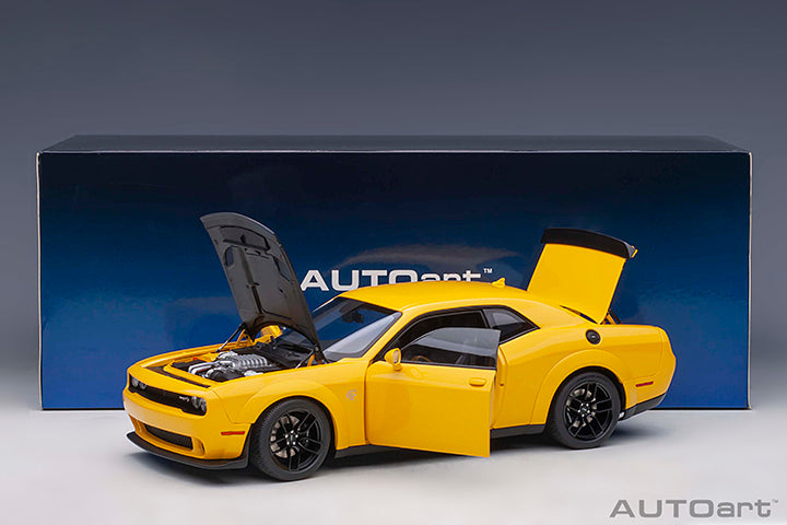 71737 DODGE CHALLENGER SRT HELLCAT WIDEBODY 2018 (YELLOW JACKET/SATIN BLACK PAINTED HOOD)