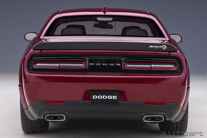 71739 DODGE CHALLENGER SRT HELLCAT WIDEBODY 2018 (OCTANE RED)