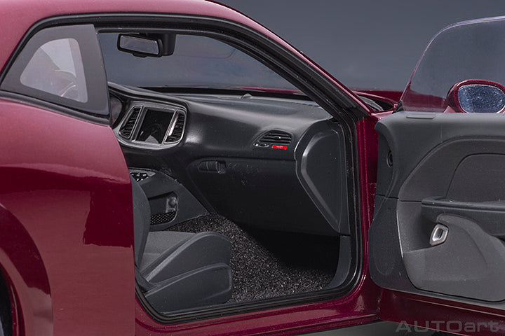 71739 DODGE CHALLENGER SRT HELLCAT WIDEBODY 2018 (OCTANE RED)