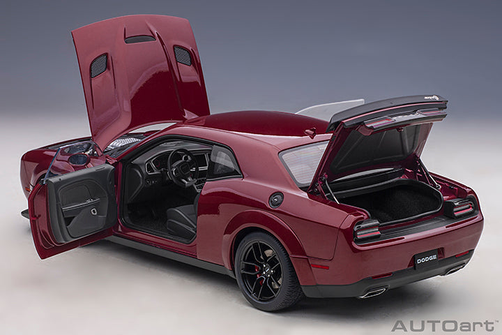 71739 DODGE CHALLENGER SRT HELLCAT WIDEBODY 2018 (OCTANE RED)