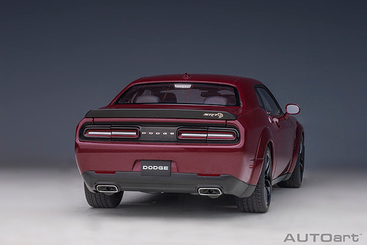 71739 DODGE CHALLENGER SRT HELLCAT WIDEBODY 2018 (OCTANE RED)