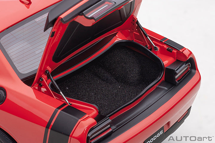 71741 DODGE CHALLENGER 392 HEMI SCAT PACK SHAKER 2018 (TORRED)