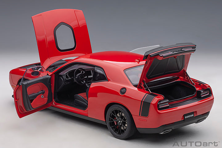 71741 DODGE CHALLENGER 392 HEMI SCAT PACK SHAKER 2018 (TORRED)