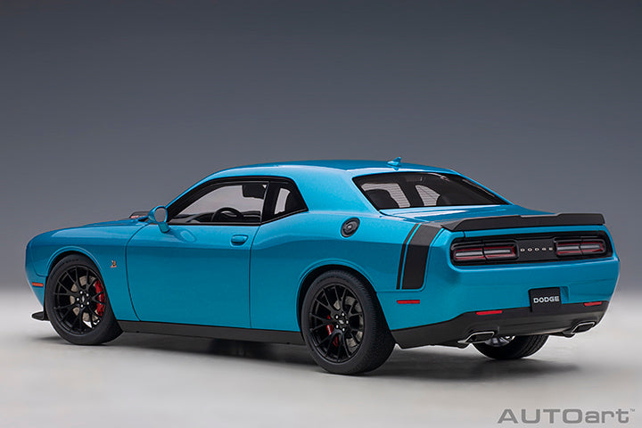 71742 DODGE CHALLENGER 392 HEMI SCAT PACK SHAKER 2018 (B5 BLUE PEARL COAT)