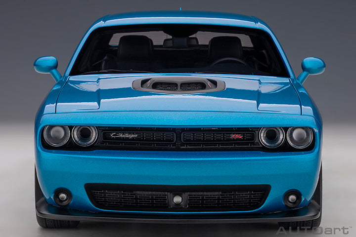 71742 DODGE CHALLENGER 392 HEMI SCAT PACK SHAKER 2018 (B5 BLUE PEARL COAT)