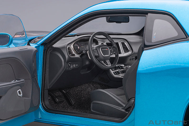 71742 DODGE CHALLENGER 392 HEMI SCAT PACK SHAKER 2018 (B5 BLUE PEARL COAT)