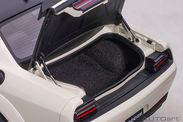 71746 DODGE CHALLENGER SRT DEMON (KNUCKLE WHITE/SATIN BLACK GRAPHIC PACKAGE)