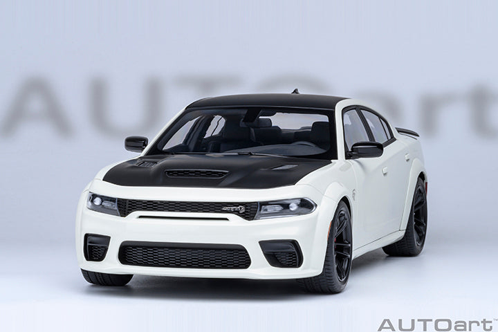 71751 DODGE CHARGER SRT HELLCAT REDEYE JAILBREAK (KNUCKLE WHITE)