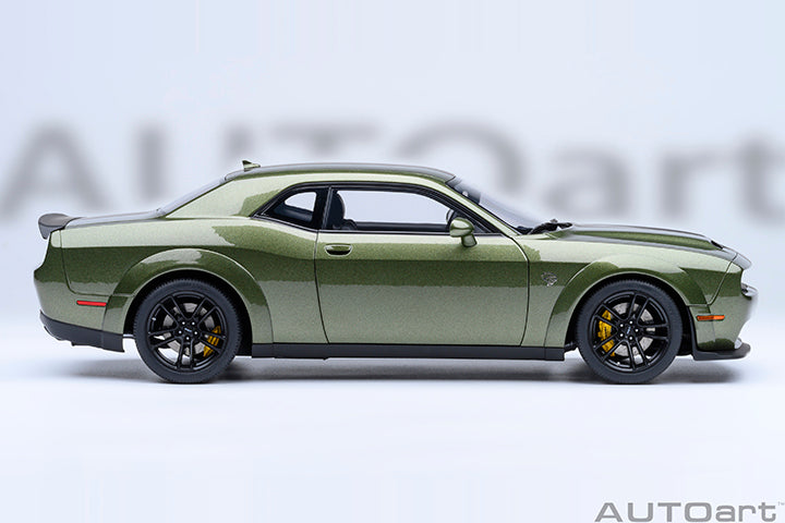 71761 DODGE CHALLENGER SRT JAILBREAK 2022 (F8 GREEN)