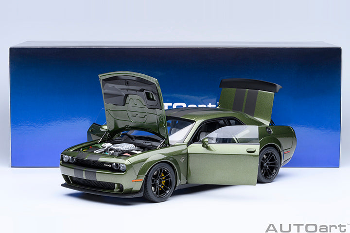 71761 DODGE CHALLENGER SRT JAILBREAK 2022 (F8 GREEN)