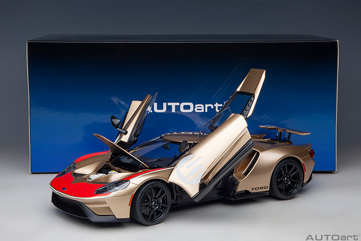 72928 FORD GT HERITAGE EDITION HOLMAN MOODY (GOLD W/ RED &amp; WHITE)