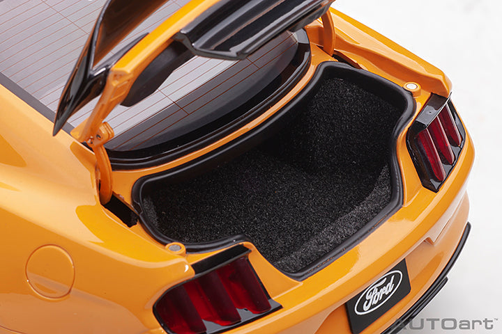 72929 FORD SHELBY GT-350R (FURY ORANGE)