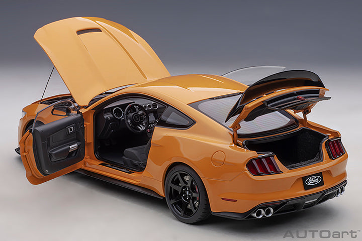 72929 FORD SHELBY GT-350R (FURY ORANGE)