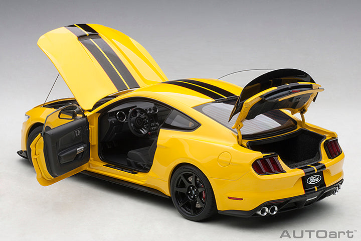 72932 FORD SHELBY GT-350R (TRIPLE YELLOW W/ BLACK STRIPES)