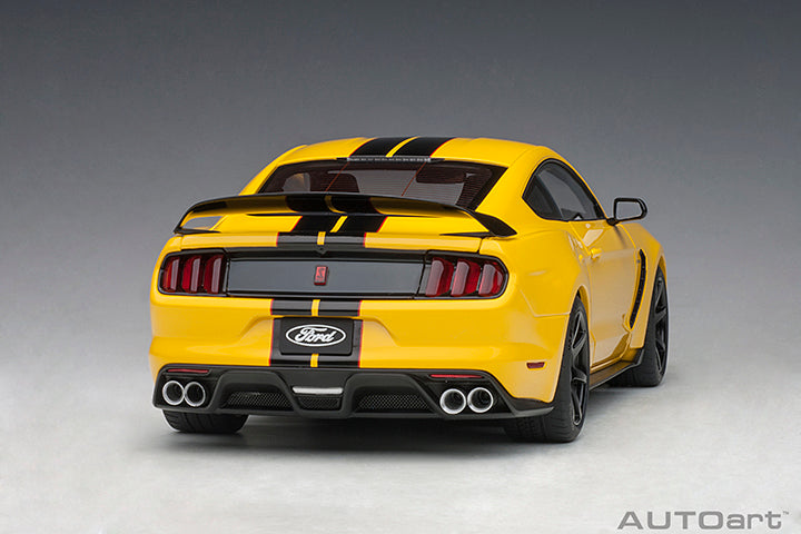 72932 FORD SHELBY GT-350R (TRIPLE YELLOW W/ BLACK STRIPES)