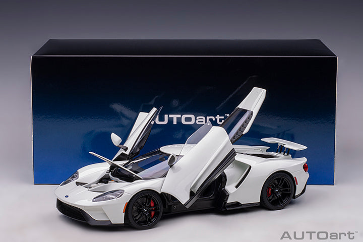 72941 FORD GT 2017 (FROZEN WHITE)
