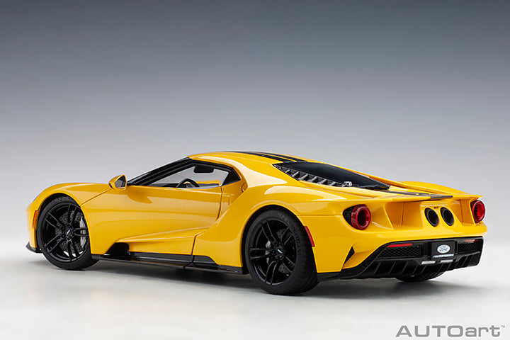 72944 FORD GT 2017 (TRIPLE YELLOW/BLACK STRIPES)