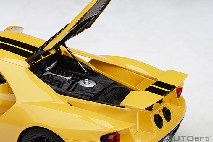 72944 FORD GT 2017 (TRIPLE YELLOW/BLACK STRIPES)