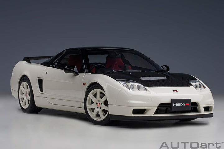 73215 HONDA NSX-R (NA2)(CHAMPIONSHIP WHITE/BLACK CARBON FIBER VERSION)
