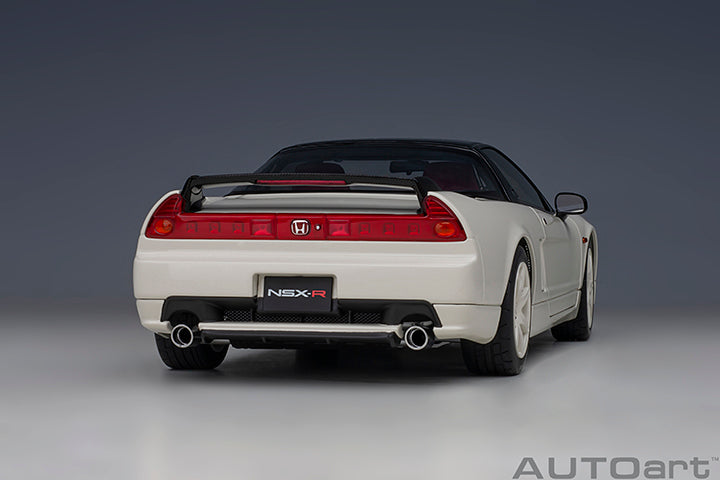 73215 HONDA NSX-R (NA2)(CHAMPIONSHIP WHITE/BLACK CARBON FIBER VERSION)