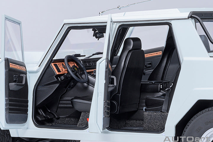 74549 LAMBORGHINI LM002 (BIANCO POLO PARK/WHITE)