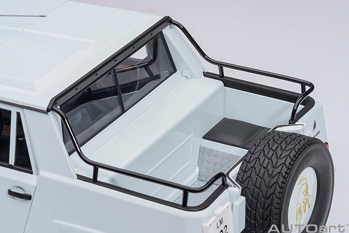 74549 LAMBORGHINI LM002 (BIANCO POLO PARK/WHITE)