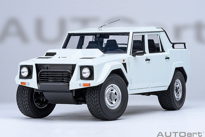 74549 LAMBORGHINI LM002 (BIANCO POLO PARK/WHITE)