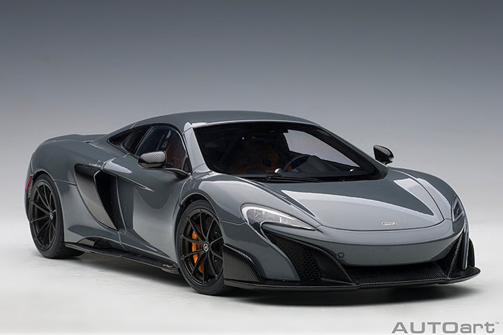 76047 1/18 McLAREN 675LT (CHICANE GREY)