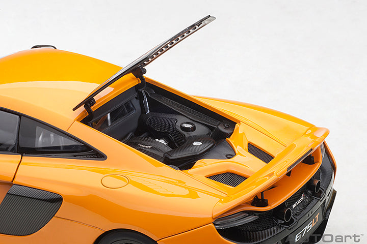 76048 1/18 McLAREN 675LT (McLAREN ORANGE)