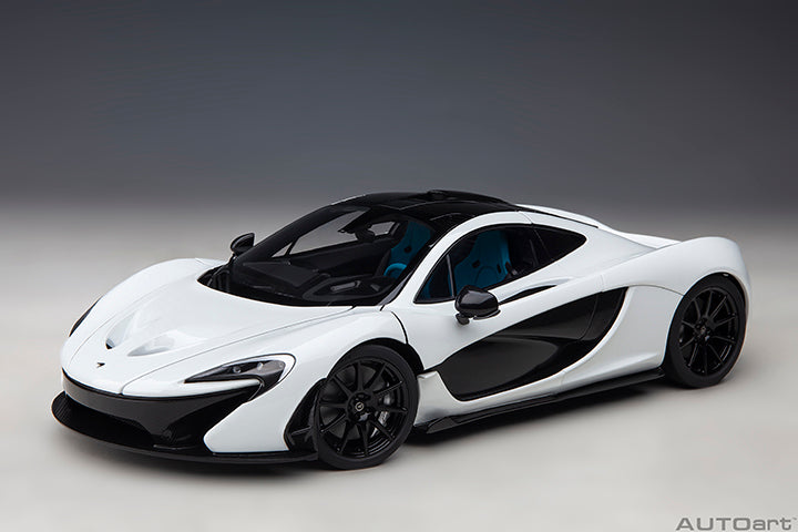 76066 McLAREN P1 (ALASKAN DIAMOND WHITE W/ BLUE/BLACK INTERIOR)