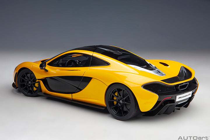 76067 1/18 McLAREN P1 (VOLCANO YELLOW W/ YELLOW/BLACK INTERIOR)