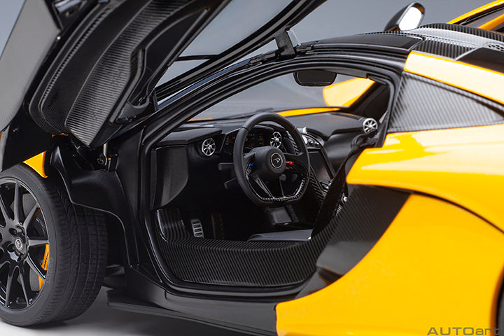 76067 1/18 McLAREN P1 (VOLCANO YELLOW W/ YELLOW/BLACK INTERIOR)