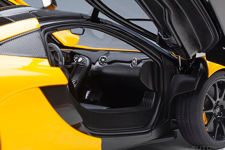 76067 1/18 McLAREN P1 (VOLCANO YELLOW W/ YELLOW/BLACK INTERIOR)