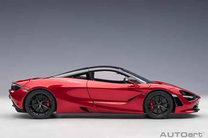76072 1/18 McLAREN 720S (MEMPHIS RED/METALLIC RED)