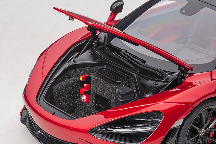 76072 1/18 McLAREN 720S (MEMPHIS RED/METALLIC RED)