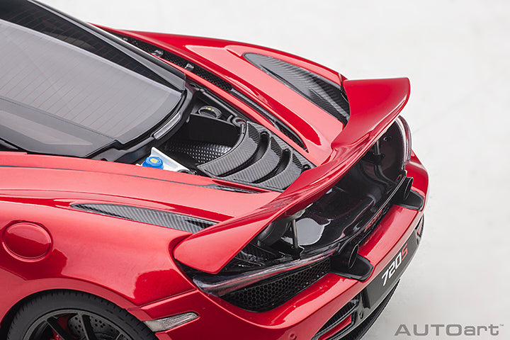 76072 1/18 McLAREN 720S (MEMPHIS RED/METALLIC RED)