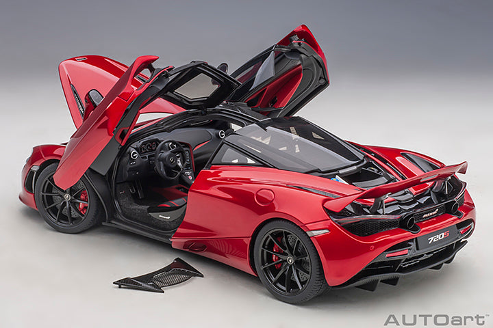 76072 1/18 McLAREN 720S (MEMPHIS RED/METALLIC RED)
