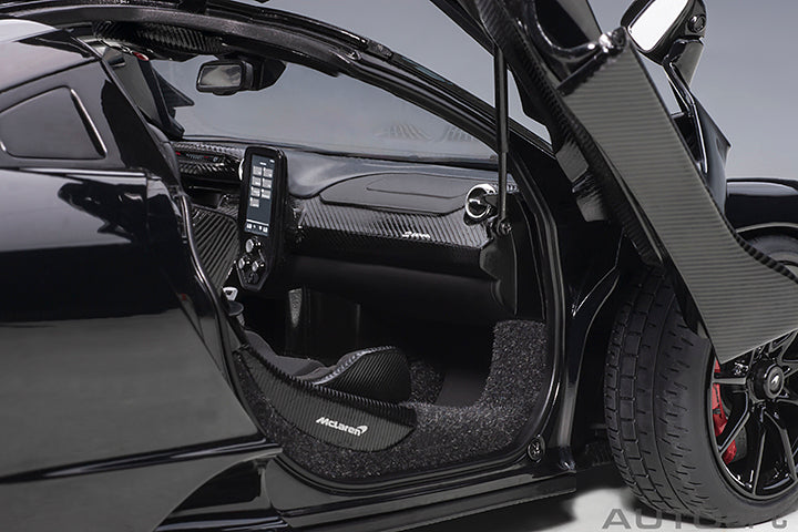 76076 McLAREN SENNA (STEALTH COSMOS/BLACK)