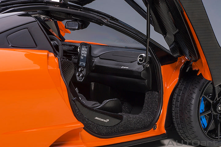 76078 McLAREN SENNA (TROPHY MIRA/ORANGE)